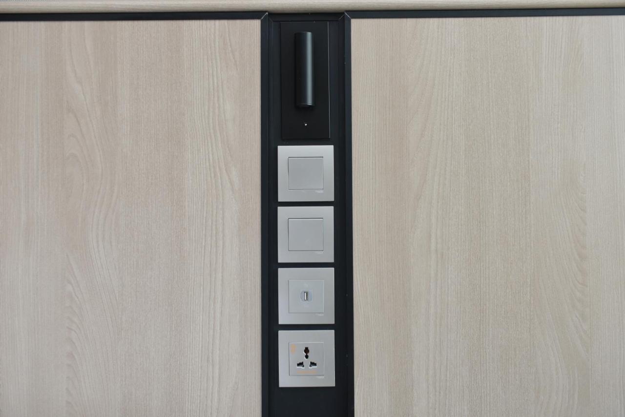 Centre Point Hotel Terminal21 Korat Nakhonratchasima Exterior foto A power strip