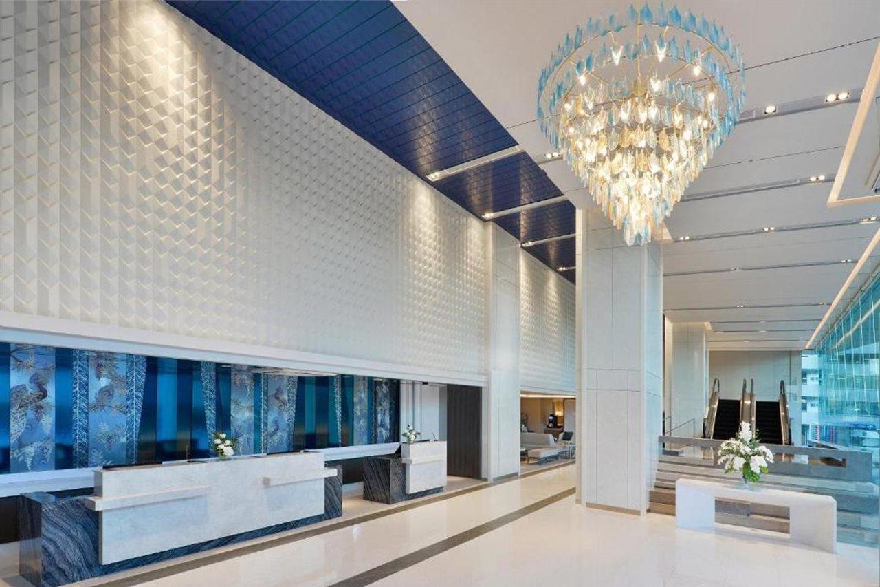Centre Point Hotel Terminal21 Korat Nakhonratchasima Exterior foto Lobby