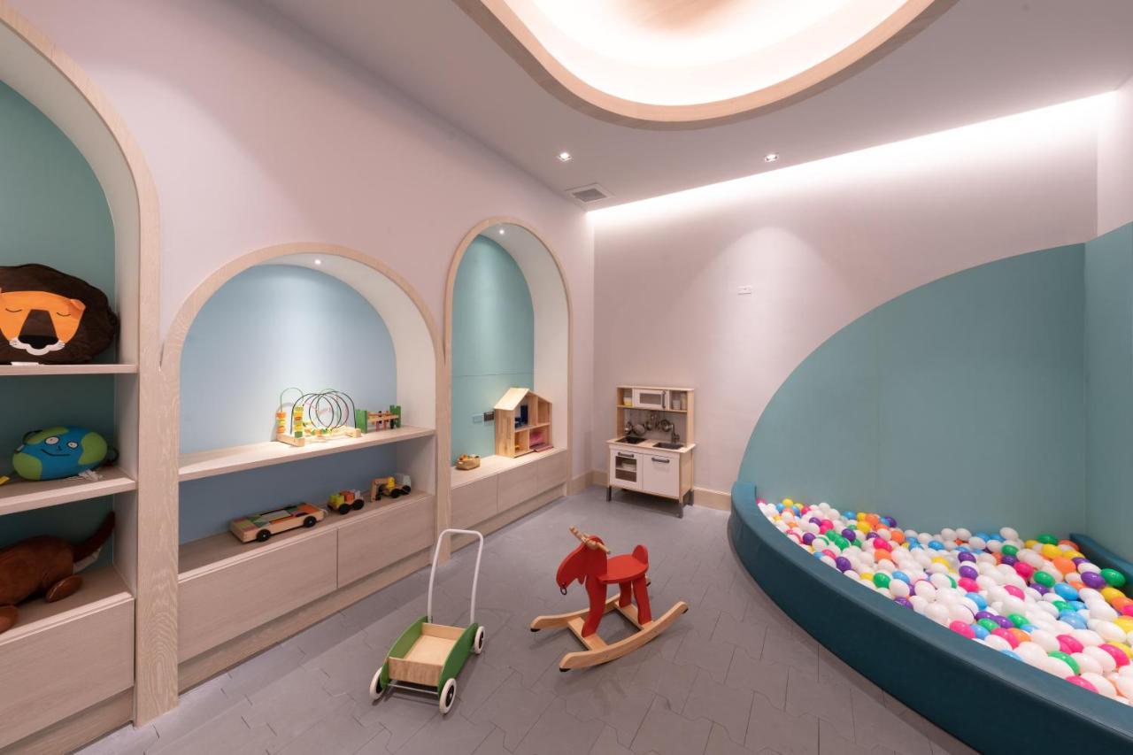 Centre Point Hotel Terminal21 Korat Nakhonratchasima Exterior foto The Children's Hospital at St. Jude